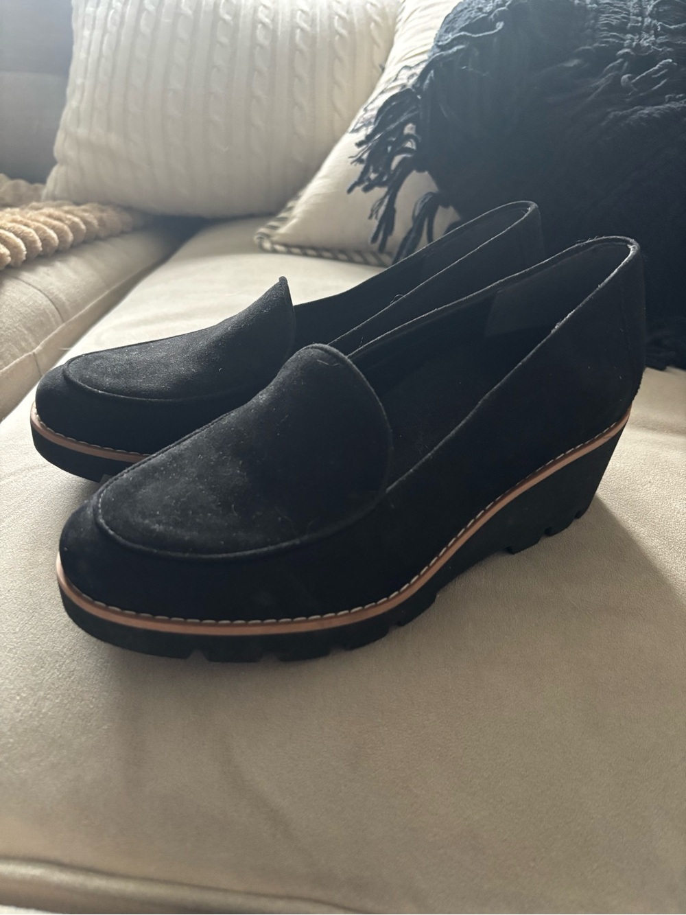 Vionic Ava Black Suede Platform Loafers - Women's Casual Shoes Comfort 6 wide